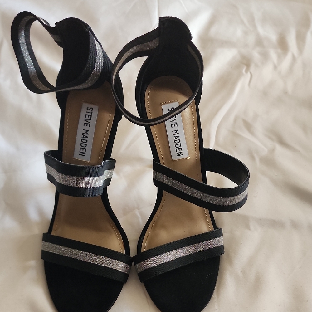 Steve Madden Black and Silver Strappy Heels
